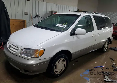 2002 Toyota Sienna Le z USA, uszkodzony, nr VIN 4T3ZF13C52U461307